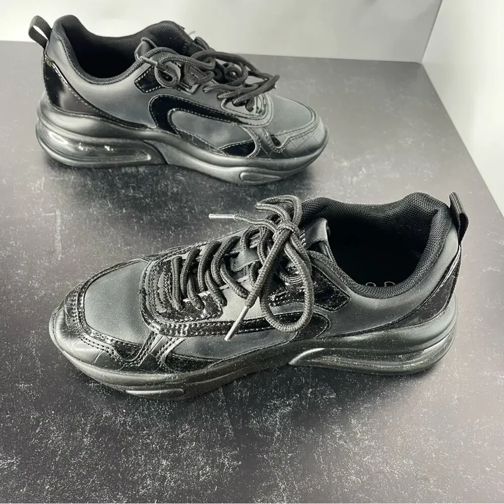 Guess Women's Fever Sneakers Black Sz 5.5